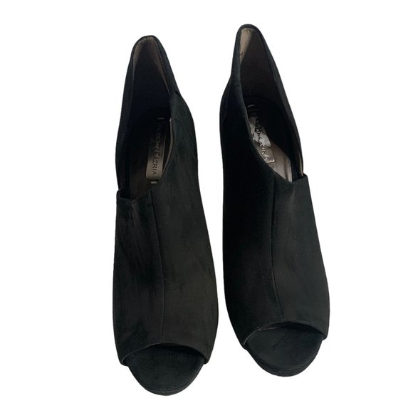 BCBG Suede Leather Peep Toe Bootie High Heels Womens Size 9.5B Black Ankle Boot - Picture 2 of 9